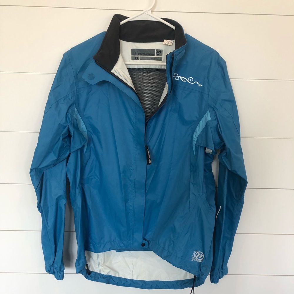 NWOT Novara Rain Jacket/Windbreaker